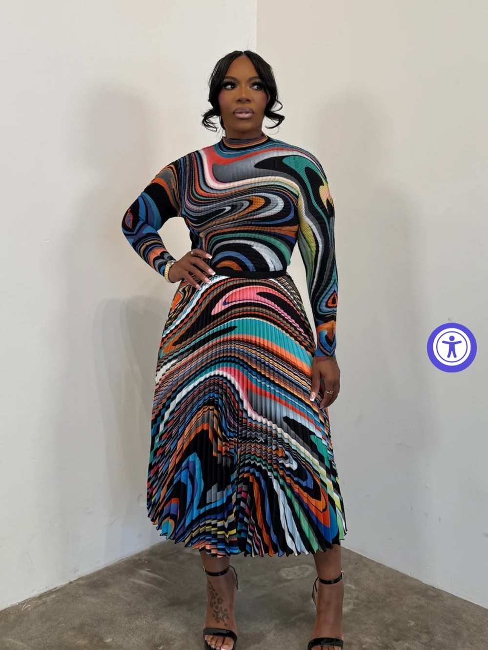 NWOT Multicolor Wave-Print Long Sleeve Pleated Midi Dress